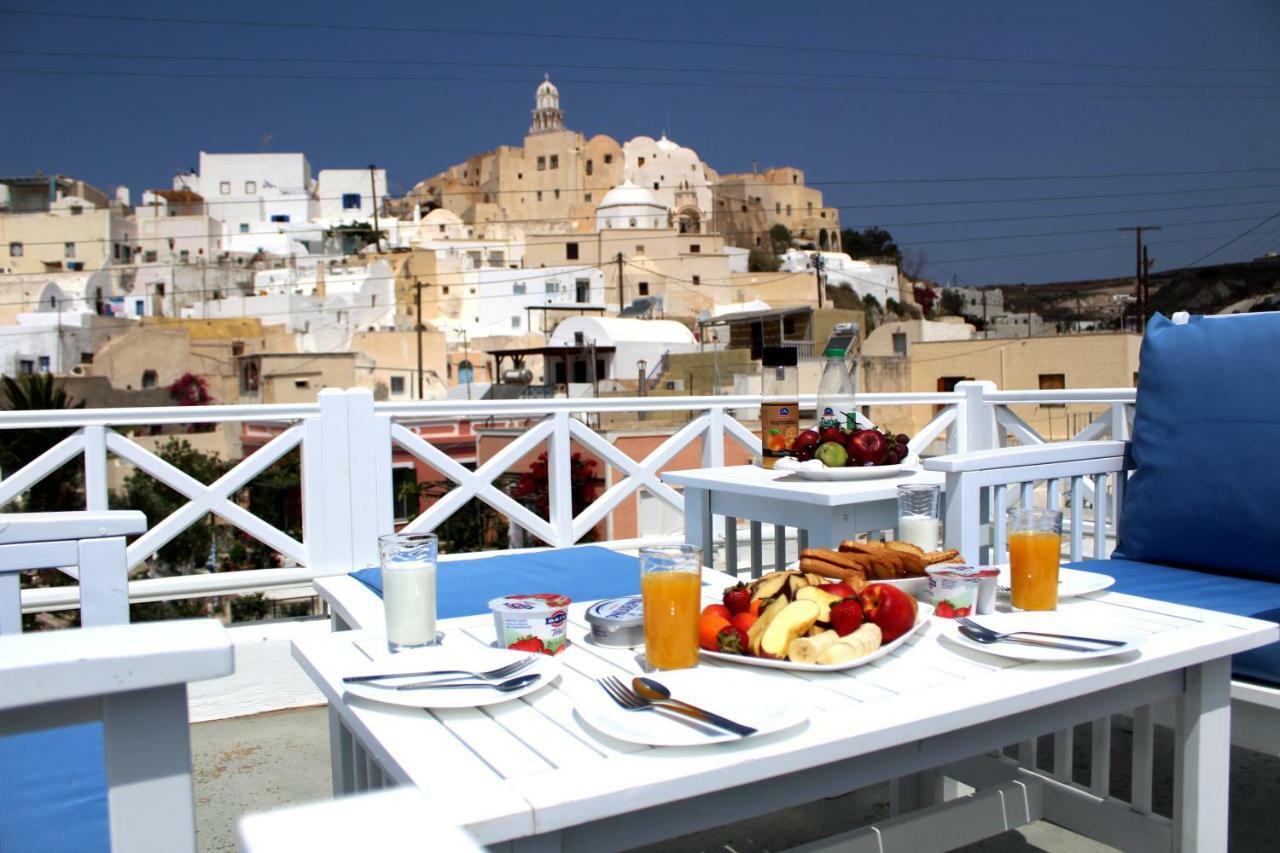 Linos Suites Emporio (Santorini) Exterior foto